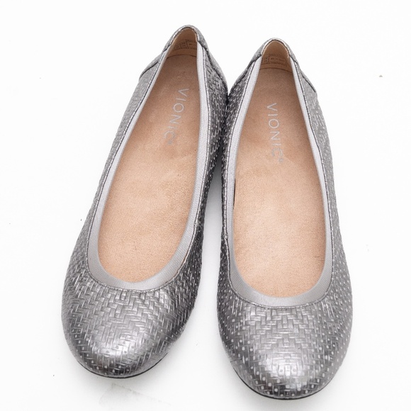 Vionic  - Anita Silver Leather Ballet Flat - Picture 1 of 8